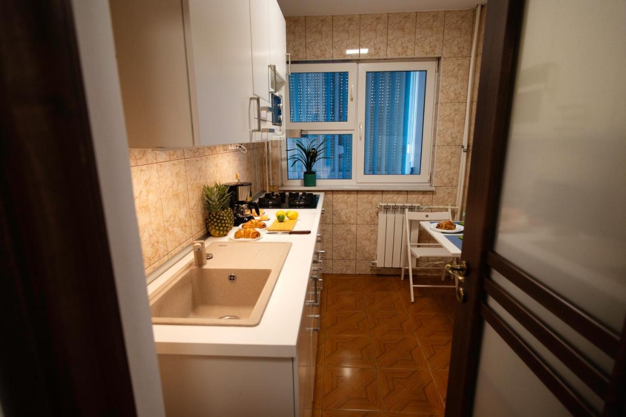 White Glamour Buzau Ngoại thất bức ảnh